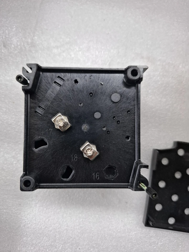 RISHABH 96 DC ANALOGVOLTMETER 2001031485/006